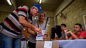 Elecciones Continúan en Barranquilla