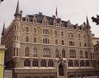 CASA BOTINES DE LLEÓ