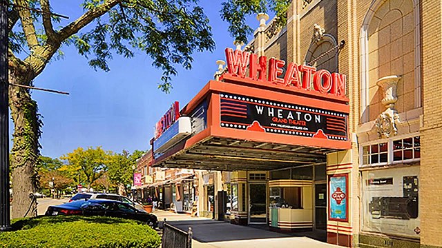 Larry & Nancy Walsh moved from Chicago, IL to Wheaton, IL.