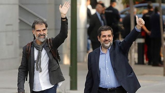 Jordi Sànchez i Jordi Cuixart ingressen a pressó