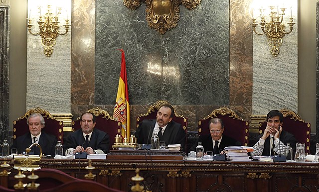 El TS procesa per rebel·lió als líders independentistes