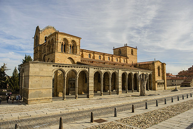 ESPAÑA: ROMÁNICO TARDÍO-CASTELLANO: San Vicente de Ävila