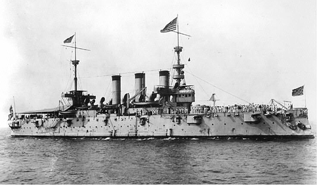 US becomes a major naval power