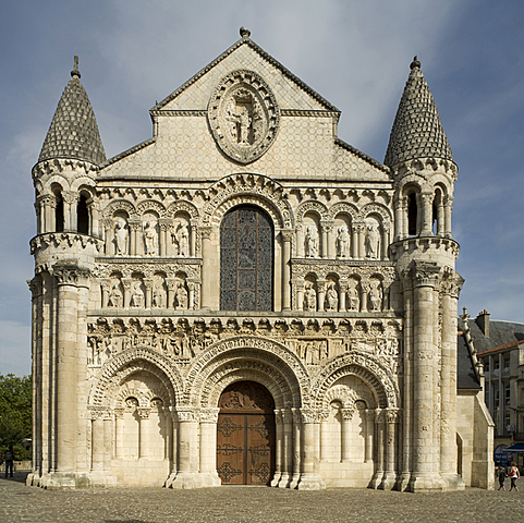 FRANCIA: Nuestra Señora de Poitiers