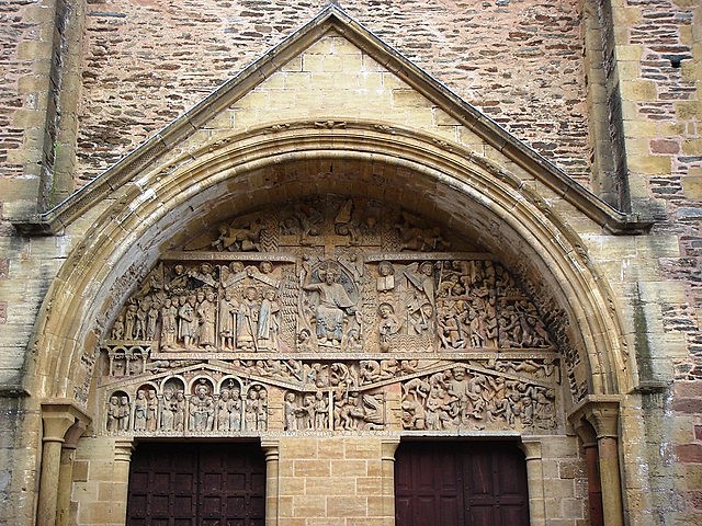 ESCULTURA: Portada de Santa Fe de Conques