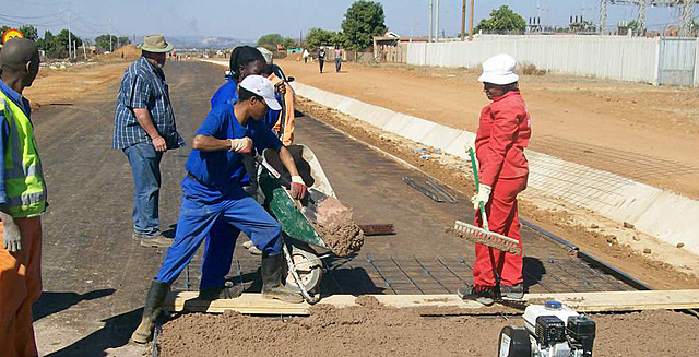 Ultra-thin Reinforced Concrete Pavement Project, South Africa