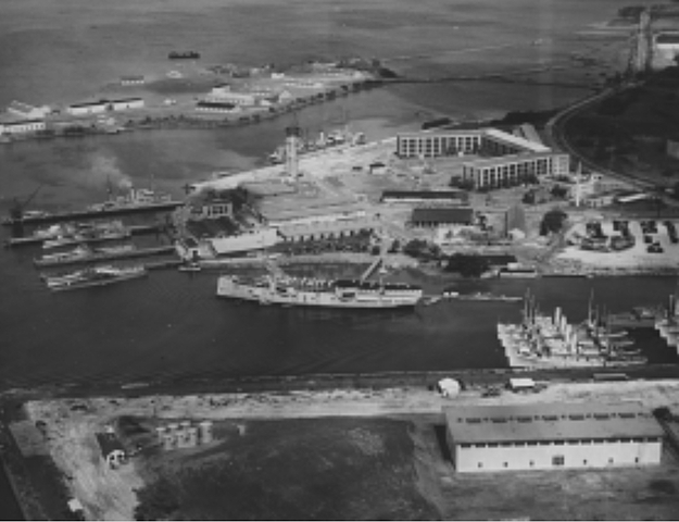 US establishes a naval base at Pearl Harbor