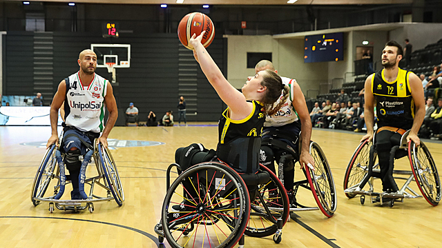 Baloncesto en silla de ruedas