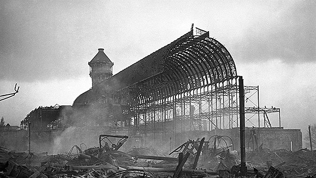 The Crystal Palace Burnt Down