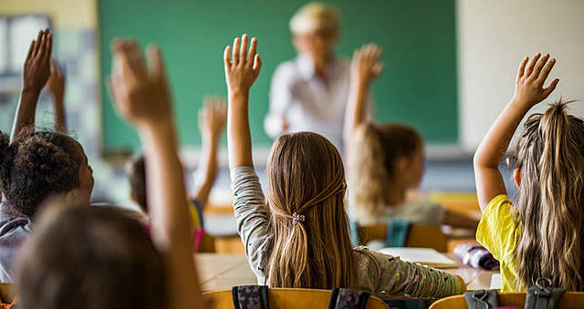 Effron, Dalila – Dra Paternó, Sandra Teresa