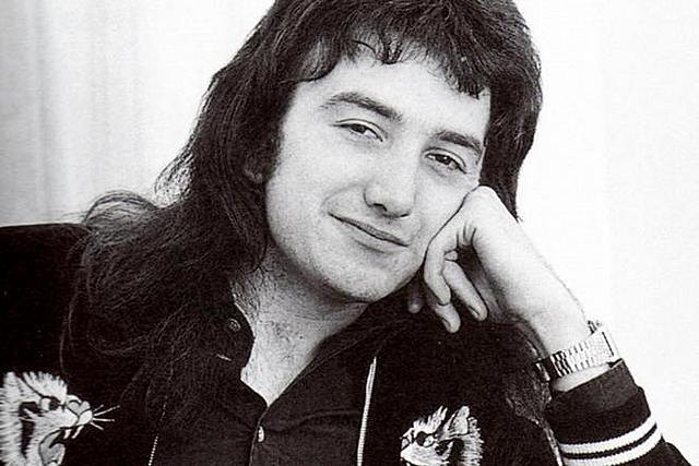 Джон Дикон и первые гастроли