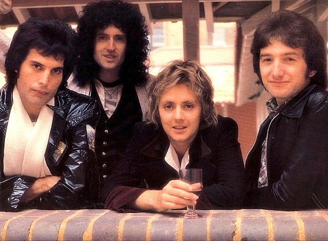 Альбом "News Of The World"