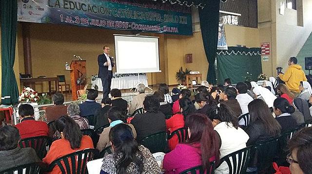 THE FIRST NATIONAL CONGRESS