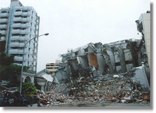 1999s Historical event Earthquake in Turkey (7.4 Magnitude)