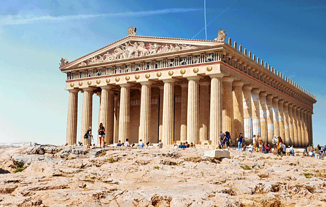 El Partenón es construido