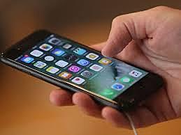 El teléfono celular avance cientificismo de la edad contemporánea.