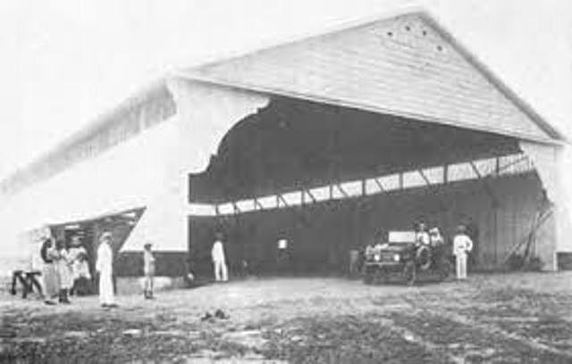 Primer Hangar Construido en el País y  del Segundo Avión Ensamblado en Colombia