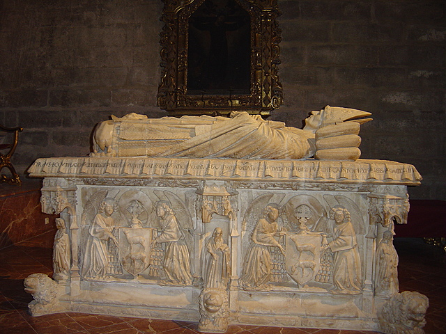 GÓTICO ESPAÑOL: Sepulcro del Cardenal Cervantes de Lorenzo Mercadante.