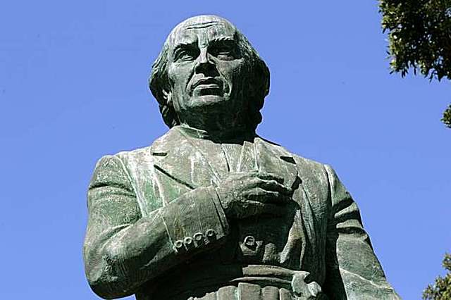 Es denunciado miguel hidalgo