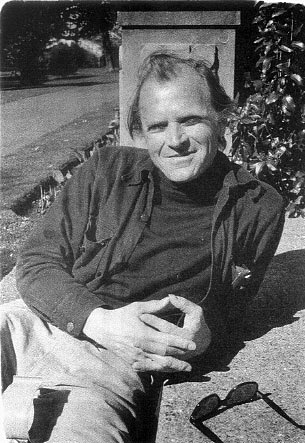 Feyerabend begins study of Physics