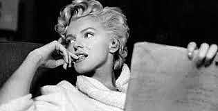 Marilyn Monroe Dies