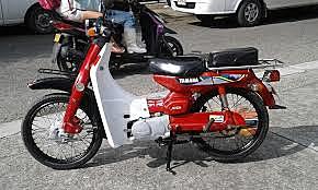 Estrenando moto, regalo de cumpleaños