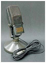 micrófono de cinta.