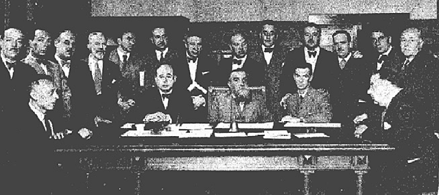 La Junta Central convocó Cortes Constituyentes.