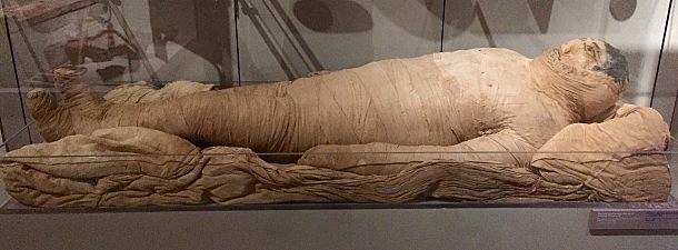 Momias egipcias recicladas.