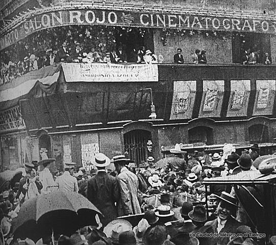 Primera función pública de cine en México