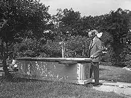 thieves tried to steal his body