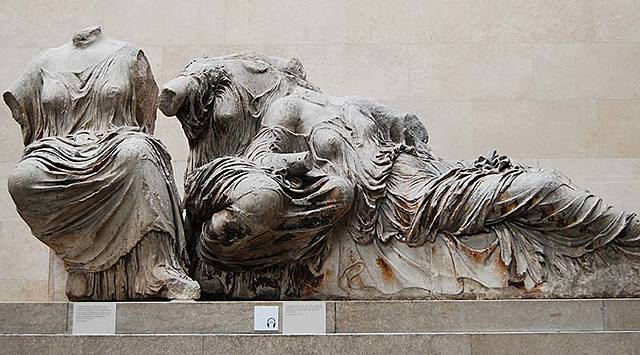 Las Parcas de Fidias