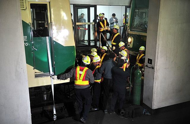Collision entre deux trains sur la ligne 2 du métro de Séoul