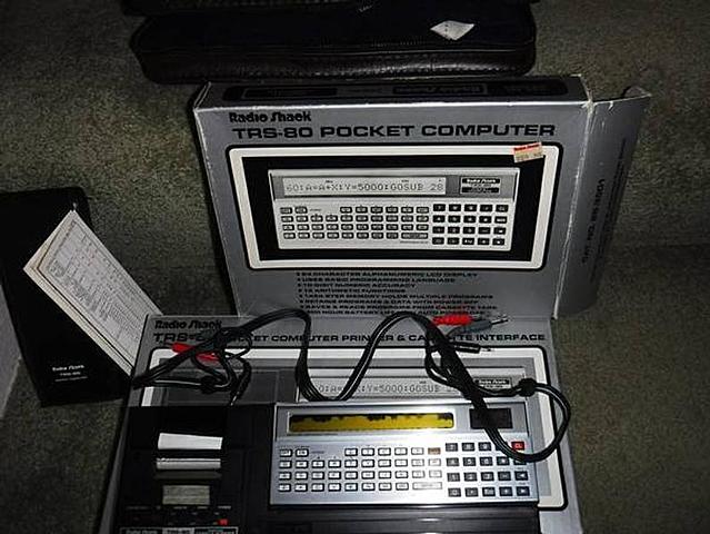 Pocket Computers (PDA) appear