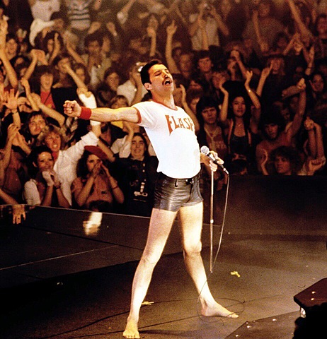 Первые масштабные гастроли