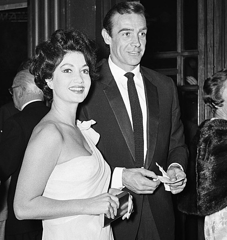 “Dr. No” premiers