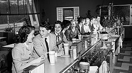 Timeline: 1942 - 1953