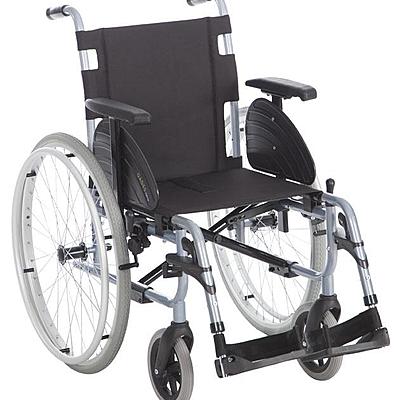 Timeline:  La cadira de rodes: Harry Jennings  1933(XX) Serveix per la gent que té dificultats per caminar .