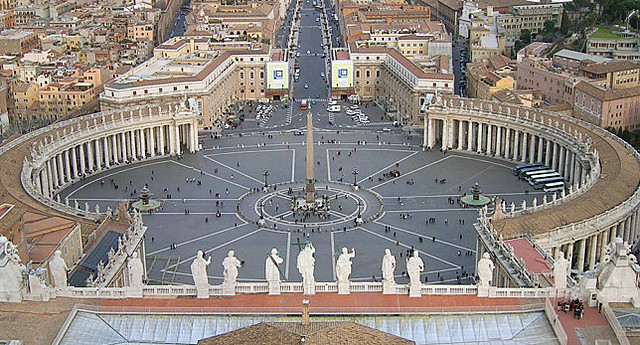Bernini: Columnata i plaça de Sant Pere del Vaticà