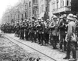 Tyskland kapitulerar