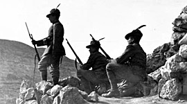 Timeline: Gli anni di guerra (1915)