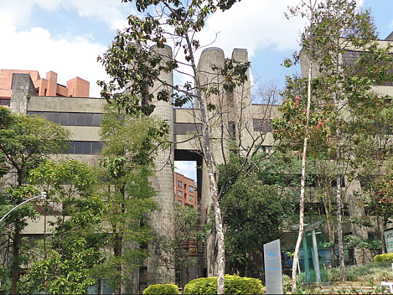 Construcción Centro de Trabajo Corfín / Arquitectura Contemporánea