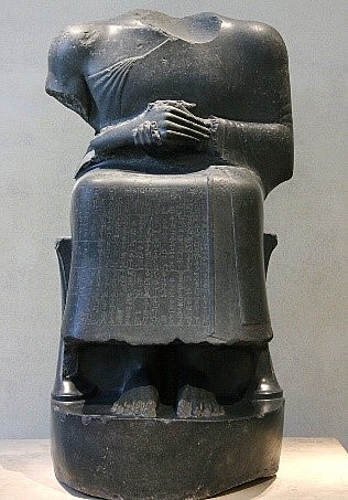 Gudea sentado  2.130 a.C.