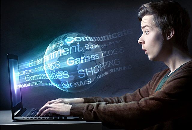 Был открыт первый русский домен .ru