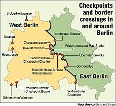 Construction of Berlin Wall