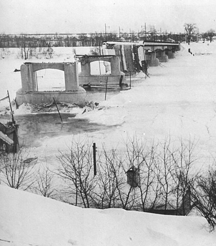 Effondrement du pont Duplessis à Trois-Rivière