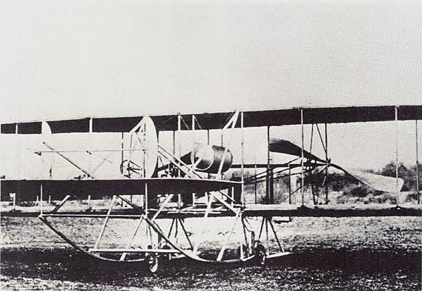 Orville Wright tests 1st US Army airplane, flying 1h12m40s