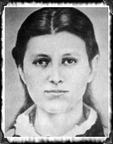 Roseanna McCoy and Johnse Hatfield Meet