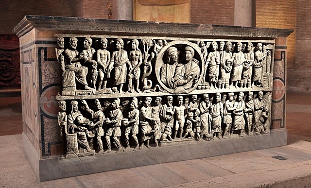 Sarcófago Dogmático