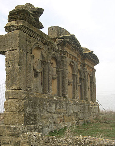 Mausoleo de los Atilios, Sádaba, Zaragoza. S. II